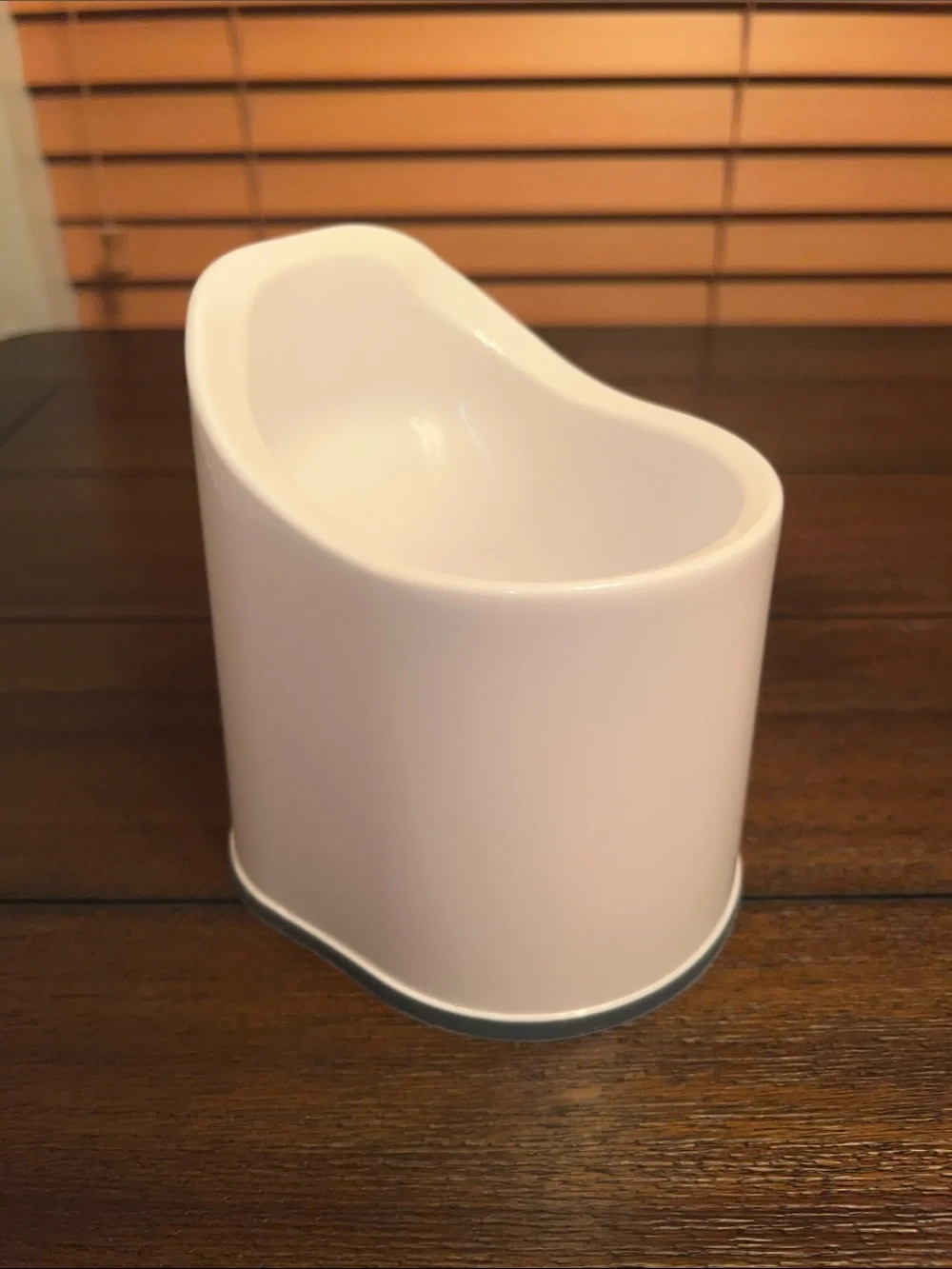 Blue Non-Skid White Plastic Toilet Bowel Brush Holder